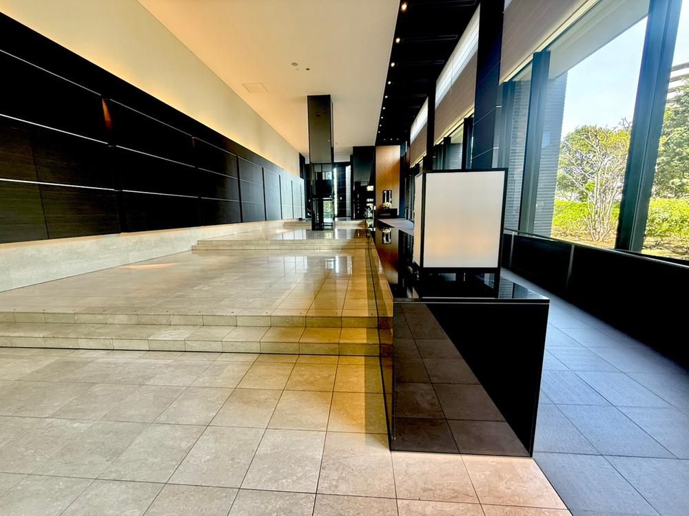 2LDK Apartment in Toyosu, Koto Ward - 79.11 sqm, Renovated - Thumbnail 3