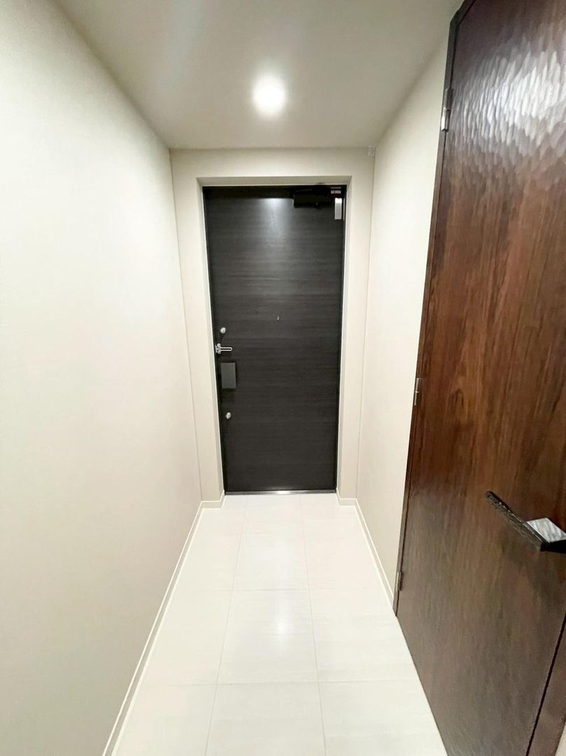 Brillia Tower Nishi-Shin Top-Fluxury Apartment for Sale - Thumbnail 3