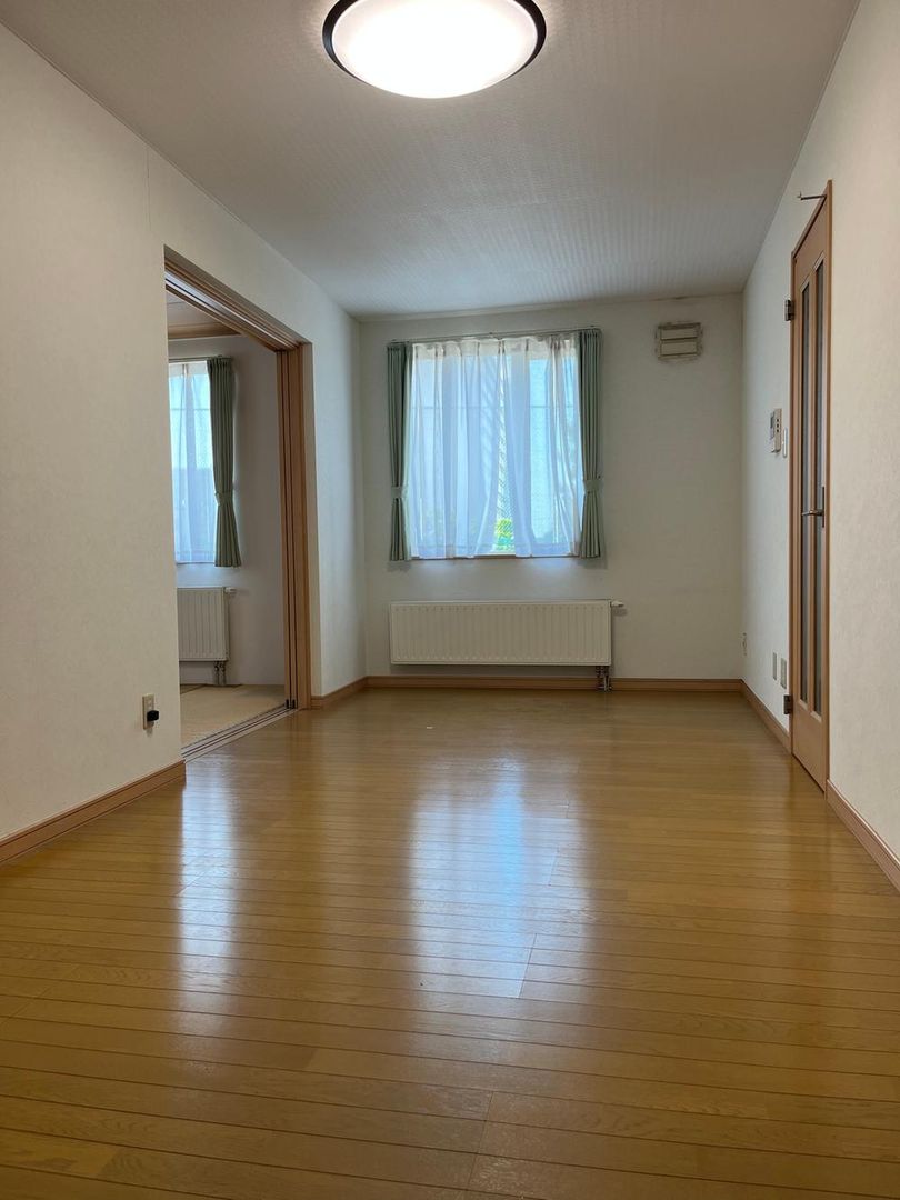 5LDK House for Sale in Toyohira-ku, Sapporo, Hokkaido - Thumbnail 3