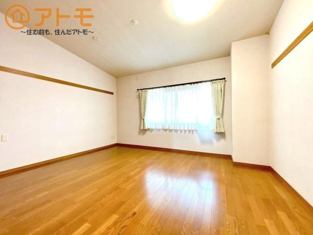 3LDK Apartment for Sale in Shizuoka City with Sea View - Thumbnail 4