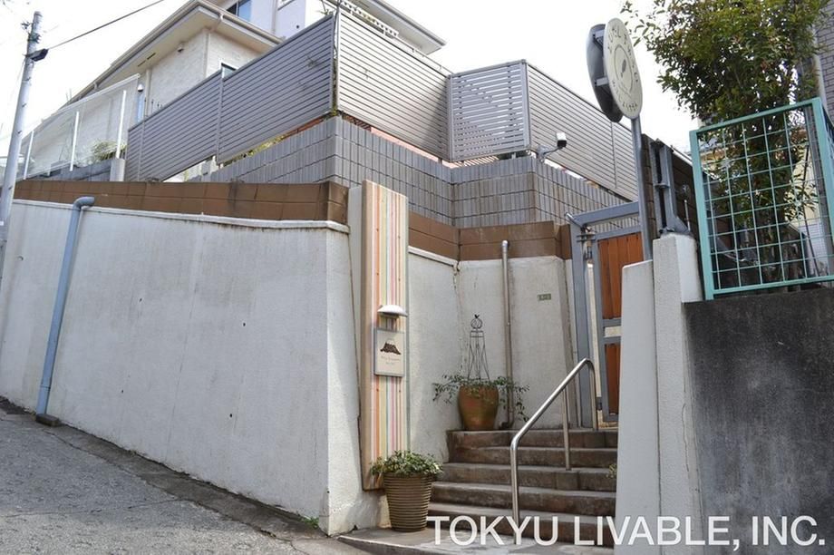 3LDK Detached House for Sale in Kokubunji, Tokyo - Thumbnail 2