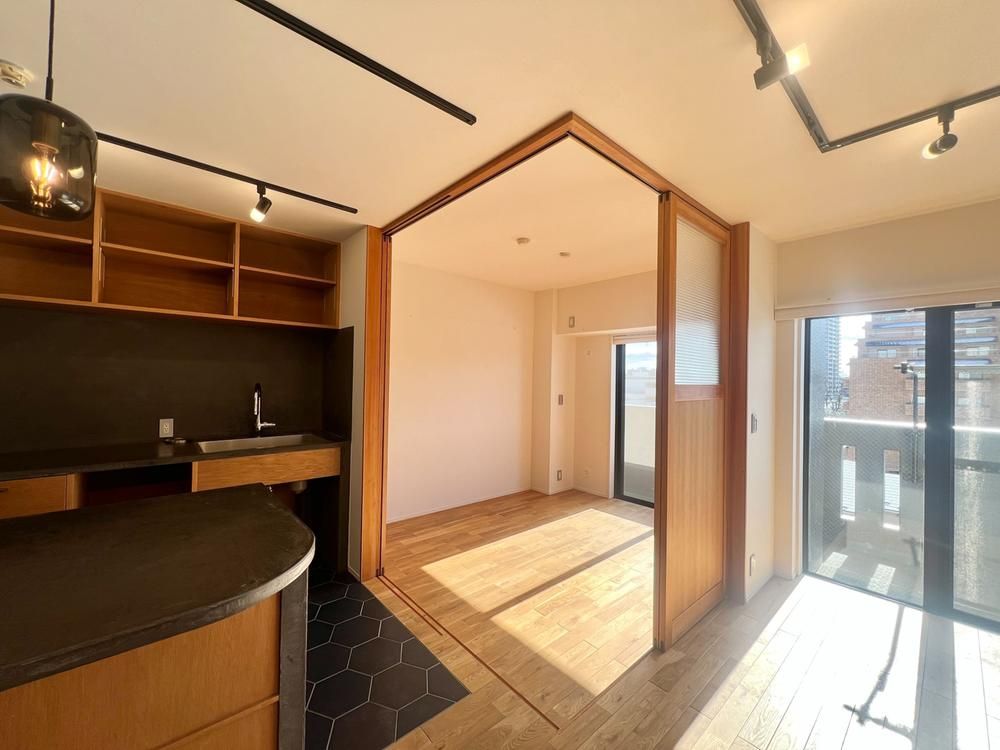 Designer Renovated 2LDK Apartment in Sendai Aoba - Thumbnail 4