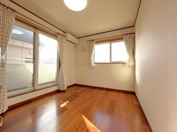 4LDK Detached House for Sale in Chiba City Central Ward - Thumbnail 3