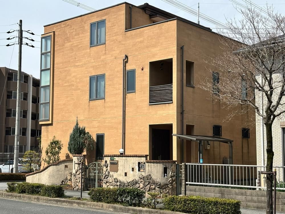 4LDK+2S House with Office in Kyotanabe, Kyoto - Thumbnail 2