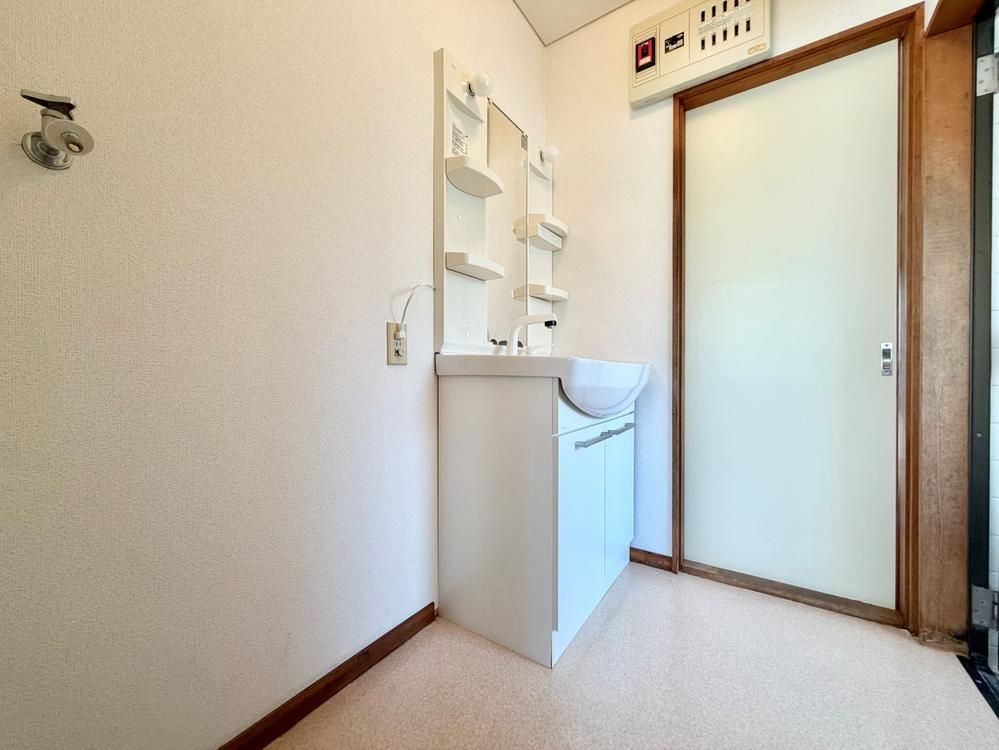 6DK House for Sale in Sendai's Teraura Area – 109.3m² - Thumbnail 4