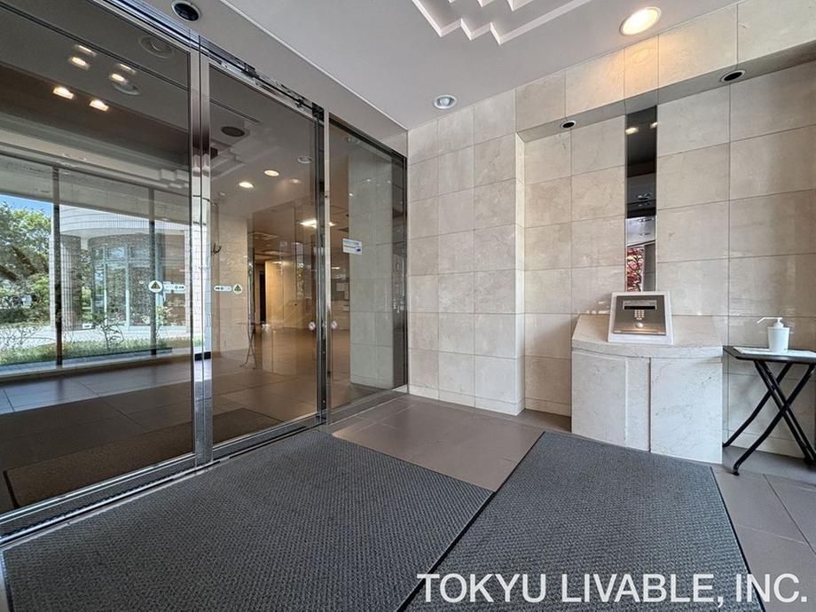 3LDK Apartment for Sale Near Shinrin Koen Station, Sapporo - Thumbnail 4