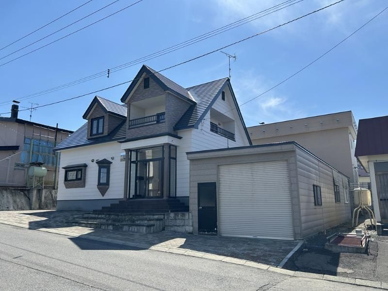 4LDK Detached House in Shibetsu, Hokkaido with 363m2 Land - Thumbnail 2