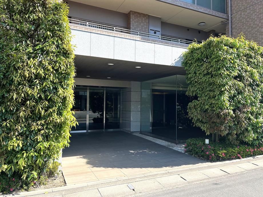 3LDK Apartment for Sale in Kurashiki, Okayama - 70.6m² - Thumbnail 2