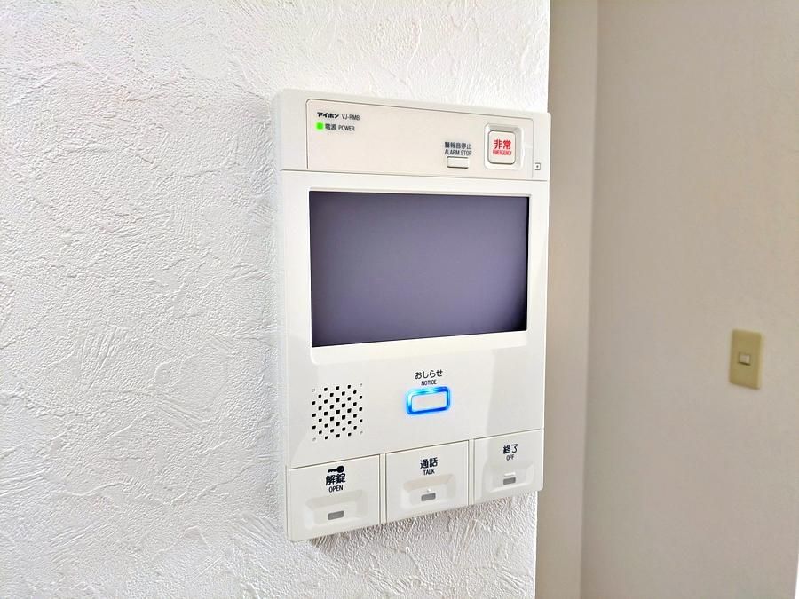 2LDK Renovated Apartment in Tsuchiura, Ibaraki for 13 Million Yen - Thumbnail 3
