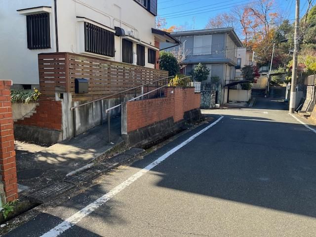 Land for Sale in Hachioji's Nanyodai, Tokyo - 191.56 sqm - Thumbnail 3
