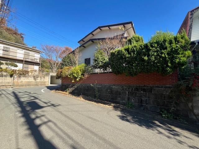 Land for Sale in Hachioji's Nanyodai, Tokyo - 191.56 sqm - Thumbnail 2