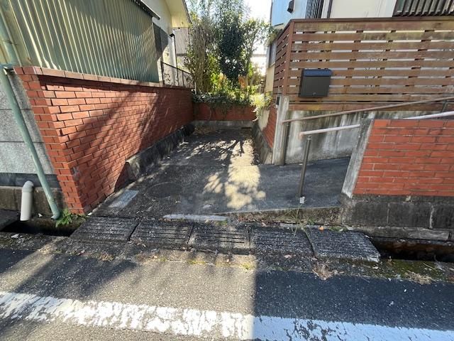 Land for Sale in Hachioji's Nanyodai, Tokyo - 191.56 sqm - Thumbnail 4