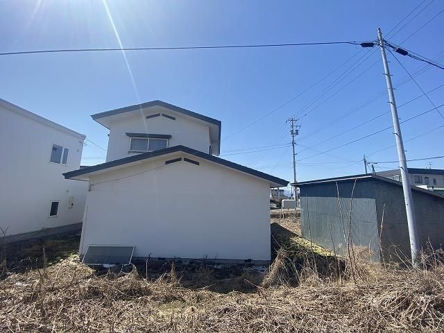 Land for Sale in Nanae, Hokkaido - 306 sqm Corner Lot - Thumbnail 2