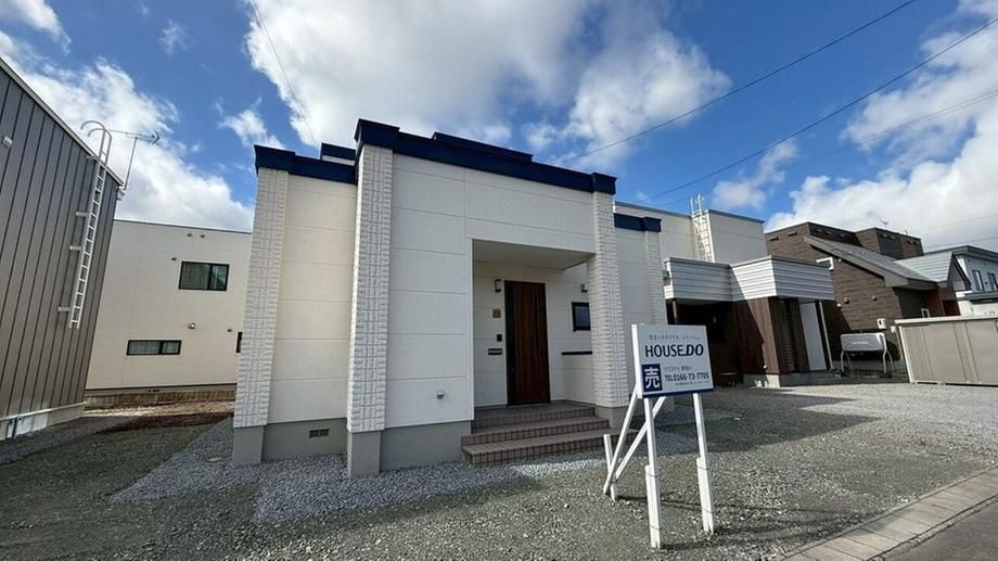 3LDK Used House for Sale in Asahikawa, Hokkaido - 102 sqm - Thumbnail 2