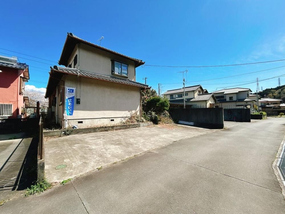 Renovated 4LDK+S House in Fujinomiya, Shizuoka - Thumbnail 2