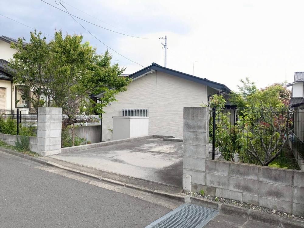 3DK Detached House on 264.85m2 Lot in Koriyama, Fukushima - Thumbnail 2