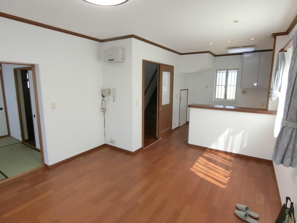 Renovated 4LDK House with Solar Panels in Joetsu, Niigata - Thumbnail 3