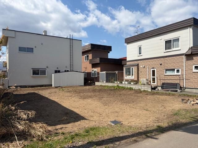 Land for Sale in Ishikari City, Hokkaido - 195.66 sqm - Thumbnail 2