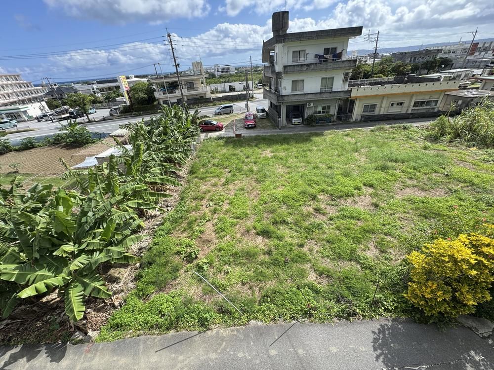 Residential Land for Sale in Nakagusuku, Okinawa - 217m2 - Thumbnail 2