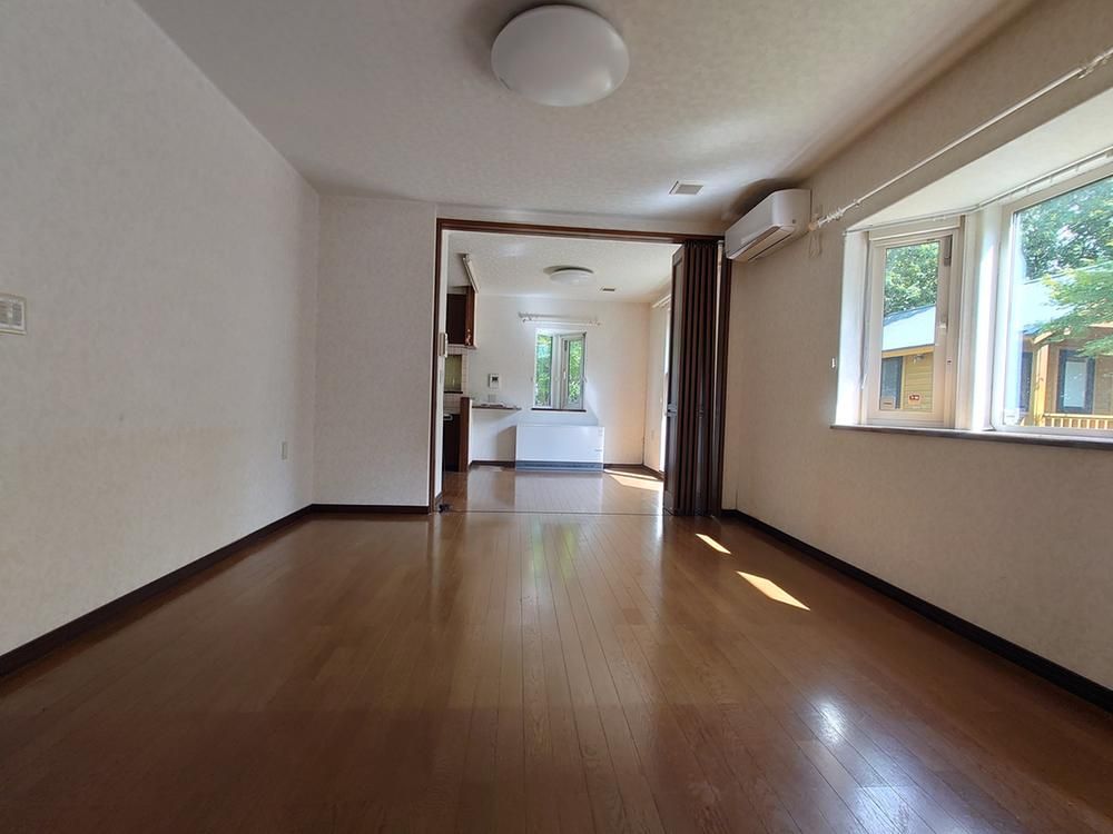 2LDK+S House with Large Garden in Muroran, Hokkaido - 24M Yen - Thumbnail 4