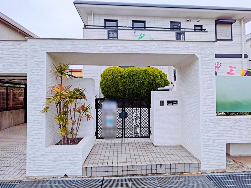 Spacious 5LDK House in Kobe Nishi Ward with 3 Parking Spaces - Thumbnail 2