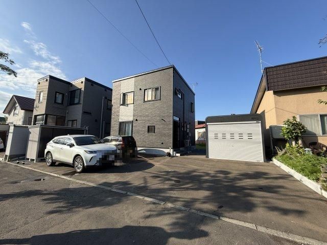 3LDK Detached House in Ebetsu, Hokkaido with Large Garden - Thumbnail 3