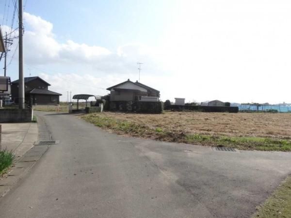 Land for Sale in Wada, Toride City, Ibaraki - 1,314 sqm - Thumbnail 2