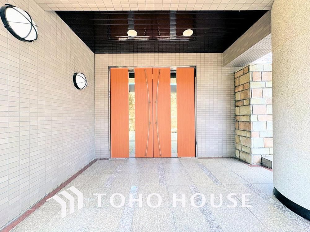 3LDK Renovated Apartment in Yokohama Aoba Ward - Thumbnail 2