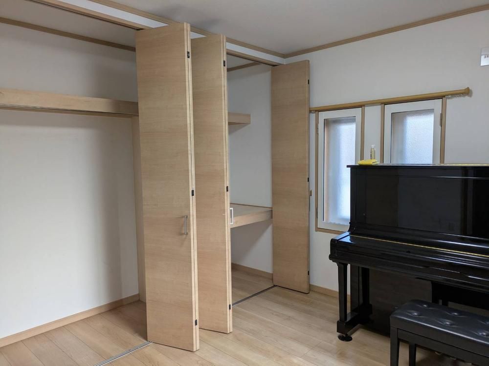 4LDK House for Sale in Asahikawa, Hokkaido - 12.68 Million Yen - Thumbnail 4