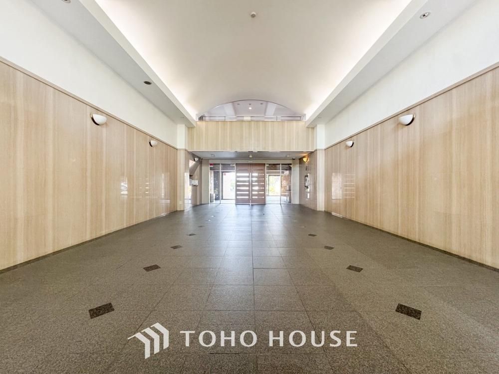 Spacious 4LDK Apartment with Roof Balcony in Kashiwa, Chiba - Thumbnail 4