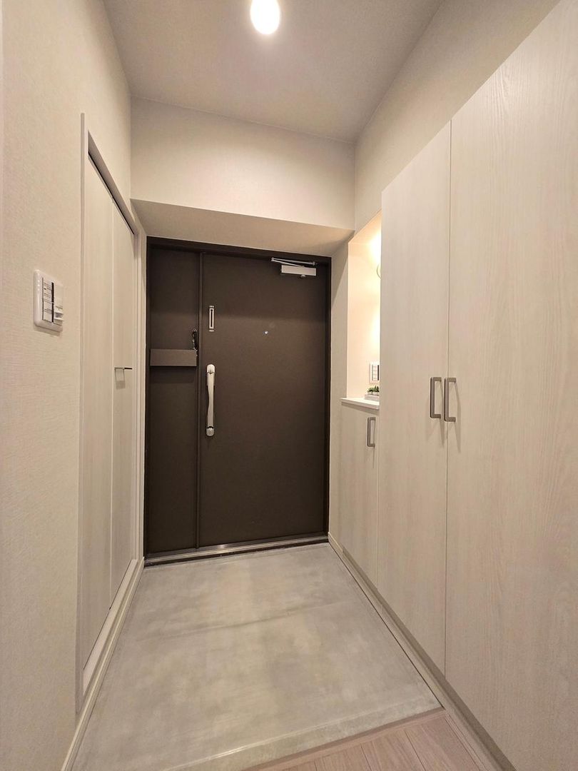 Renovated 3LDK Apartment Near Yokohama Station, Nishi Ward - Thumbnail 4