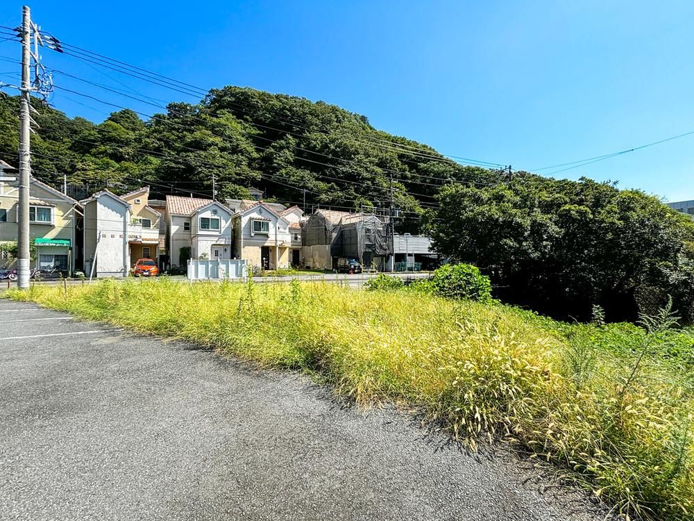 Land for Sale in Hayama Town, Kanagawa - 496.61 sqm - Image 1