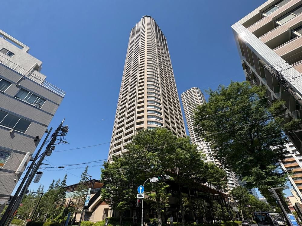 76.91m² 2LDK+S Apartment for Sale in Nakahara-ku, Kawasaki - Thumbnail 3