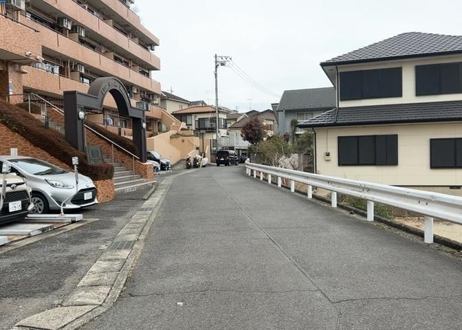 3LDK Apartment for Sale in Atsugi City, Kanagawa - Thumbnail 3