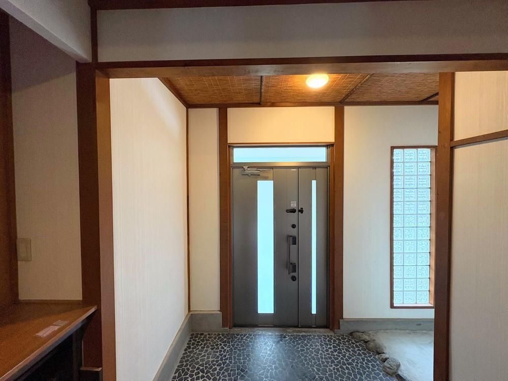 Spacious 4LDK+S House in Niigata's Minato District - Thumbnail 3