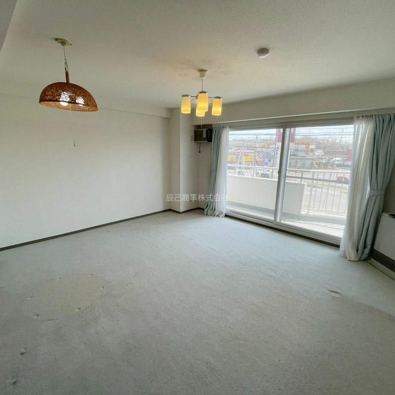 3LDK Apartment for Sale in Hakodate, Hokkaido - 68.52 sqm - Thumbnail 4