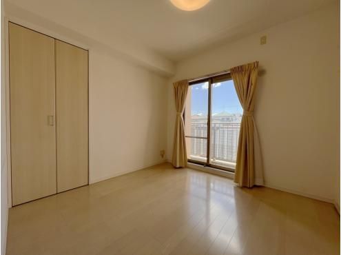 4LDK Apartment for Sale in Funabashi, Chiba - 92.66m2 - Thumbnail 3