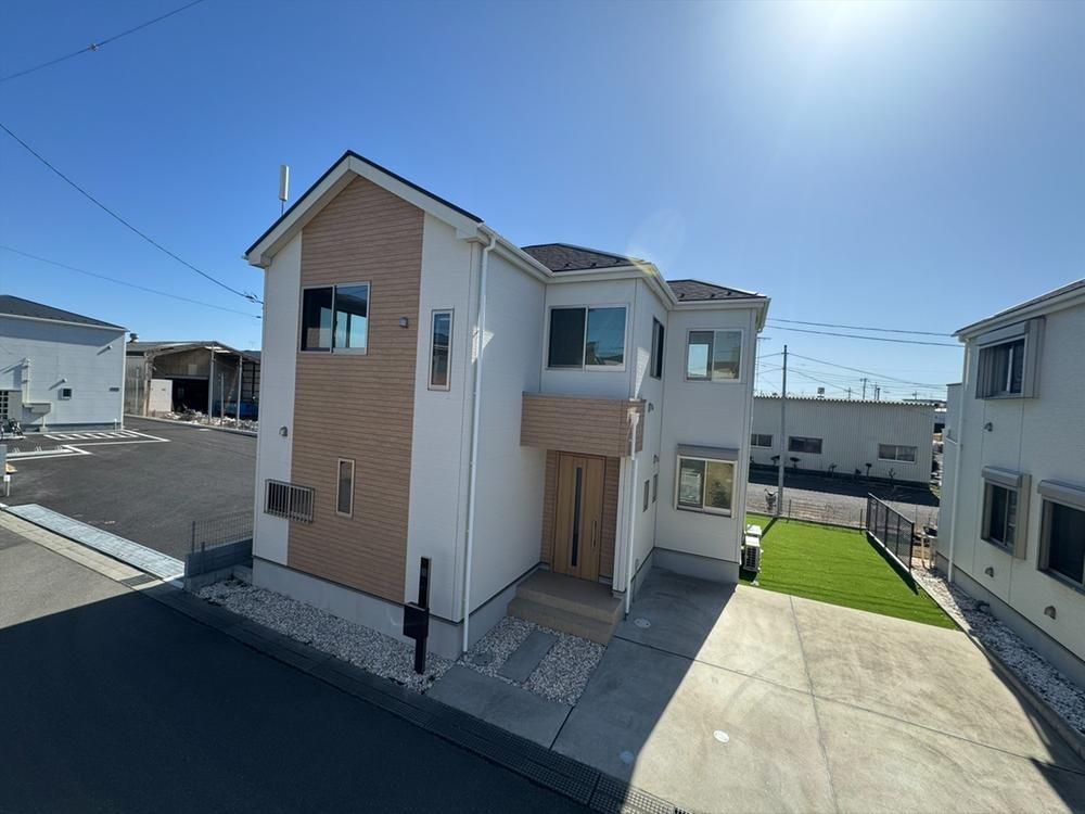 Modern 4LDK House for Sale in Tsukuba, Ibaraki - Thumbnail 3