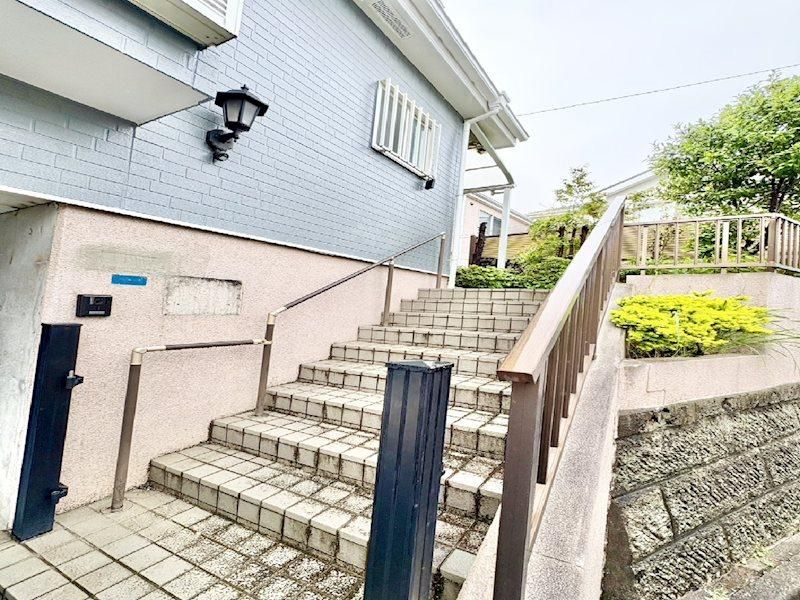 4LDK House for Sale in Izumi Ward, Yokohama - 91.71m2 - Thumbnail 2