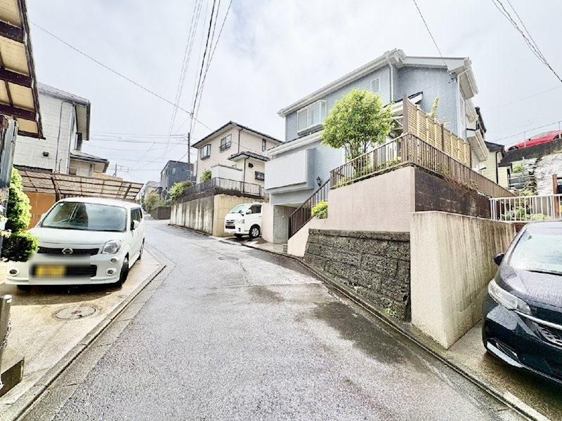 4LDK House for Sale in Izumi Ward, Yokohama - 91.71m2 - Thumbnail 3