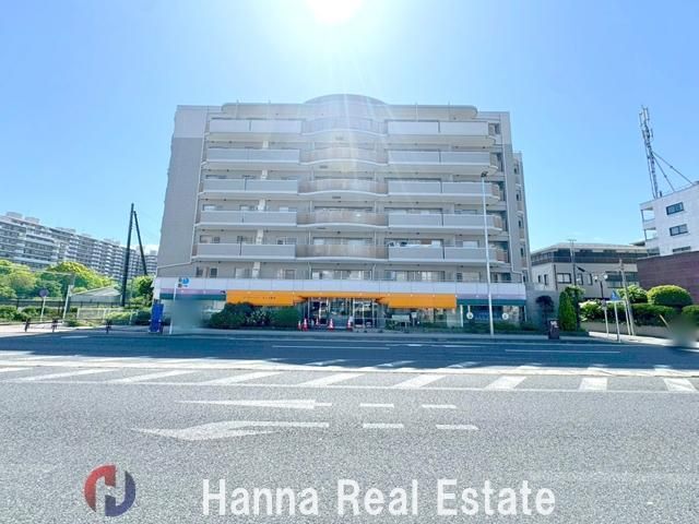 3LDK Apartment for Sale in Kawasaki-ku, Kanagawa - Image 1