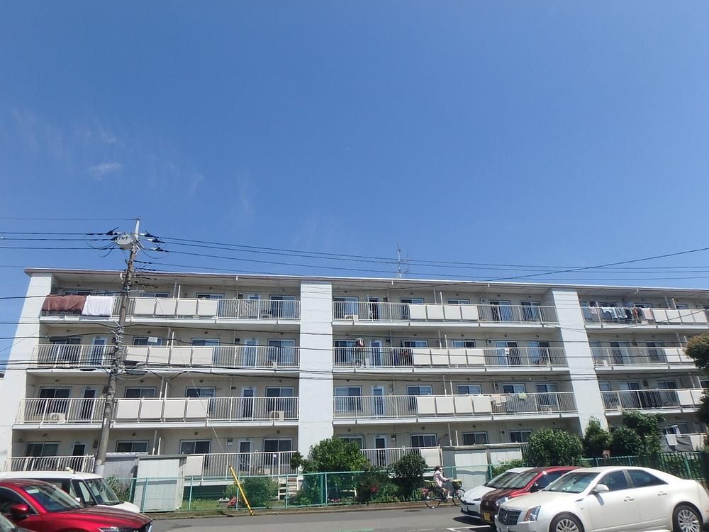 Renovated 2LDK Apartment in Funabashi Near Kita-Narashino Station - Thumbnail 3