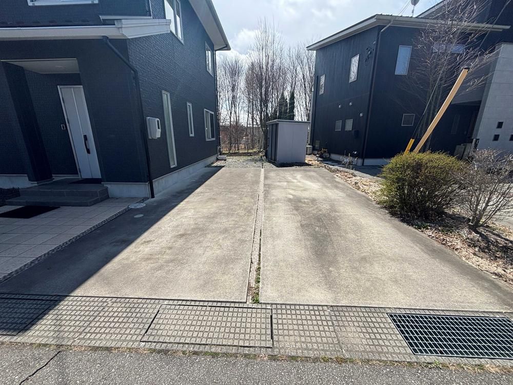 4LDK Detached House for Sale in Karuizawa, Nagano - Thumbnail 4