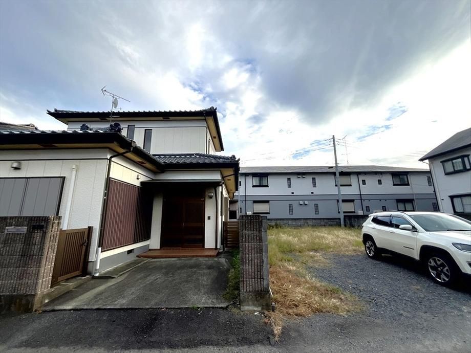 4LDK Detached House for Sale in Mito, Ibaraki - 324.8 sqm Land - Thumbnail 2