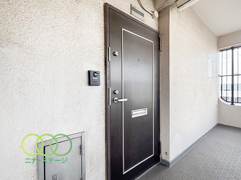 Renovated 3LDK Apartment for Sale in Nerima, Tokyo - Thumbnail 3