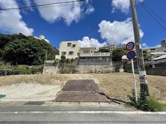Land for Sale in Kobar, Naha: 425 sqm Plot in Okinawa - Thumbnail 2