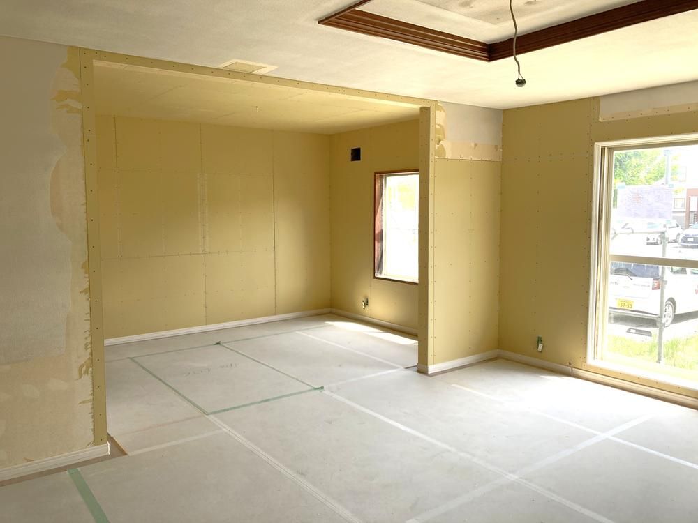 Renovated 3LDK House in Kitahiroshima with Large Garden - Thumbnail 2