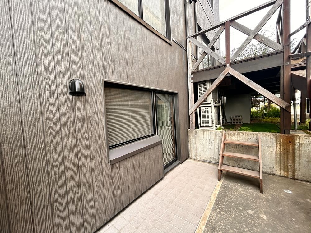 4LDK+S House in Shiroishi-ku, Sapporo with Parking for 3 Cars - Thumbnail 2
