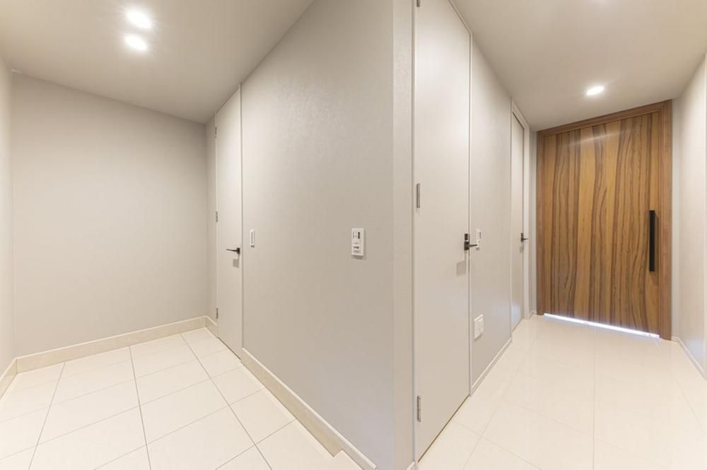 Proud Osaka Castle New 2LDK Apartment for Sale in Miyakojima - Thumbnail 3