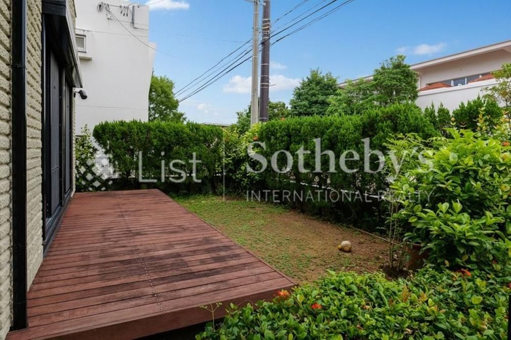 5LDK House for Sale in Tenkuji, Naha City, Okinawa - Thumbnail 3